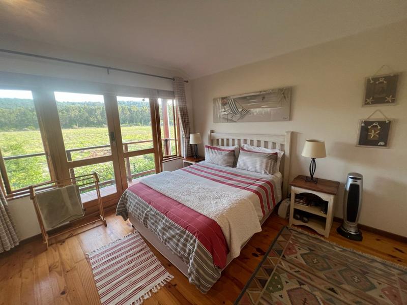 To Let 4 Bedroom Property for Rent in Sedgefield Rural Western Cape